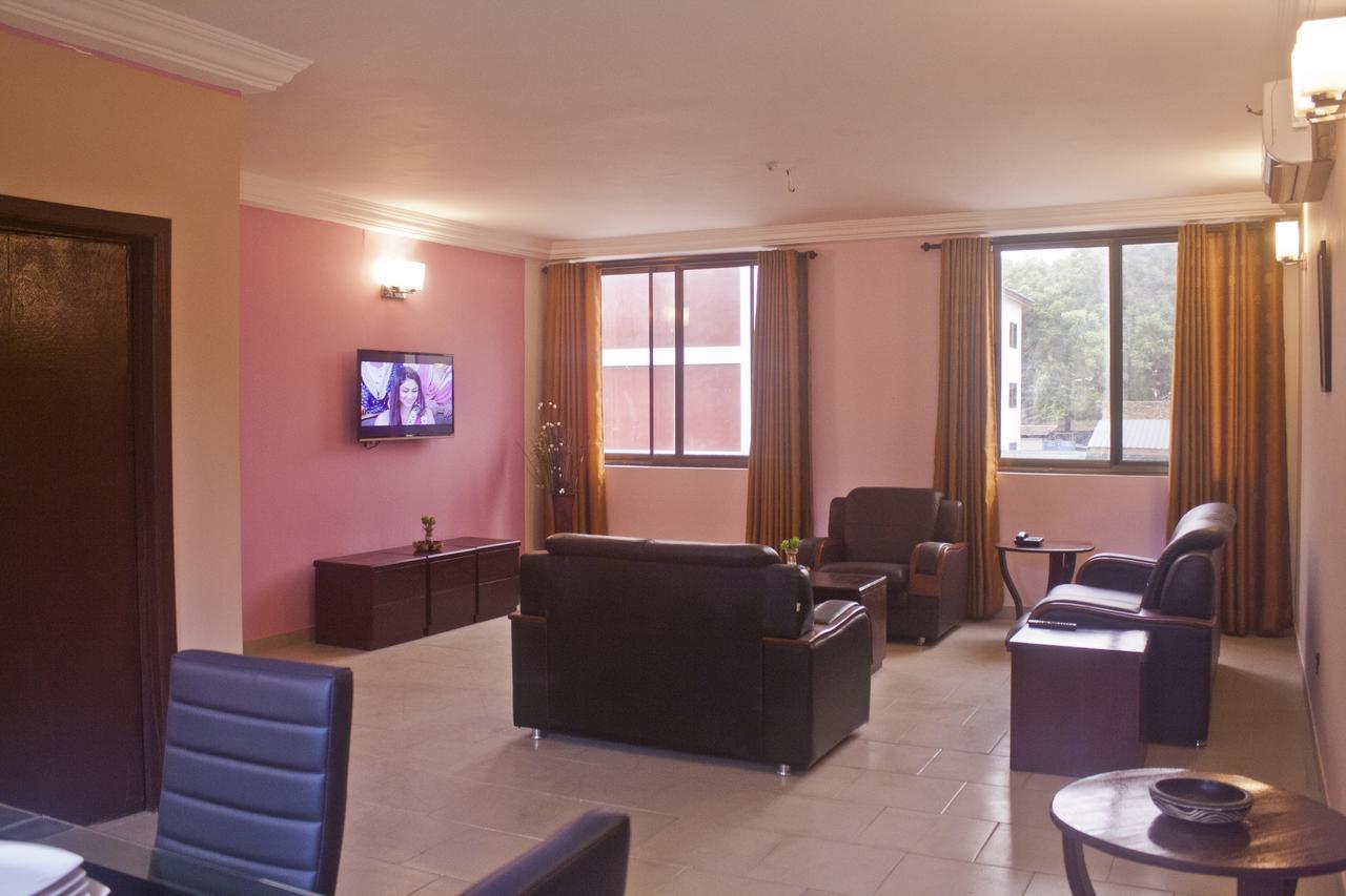 Consir Executive Lodge أكرا المظهر الخارجي الصورة